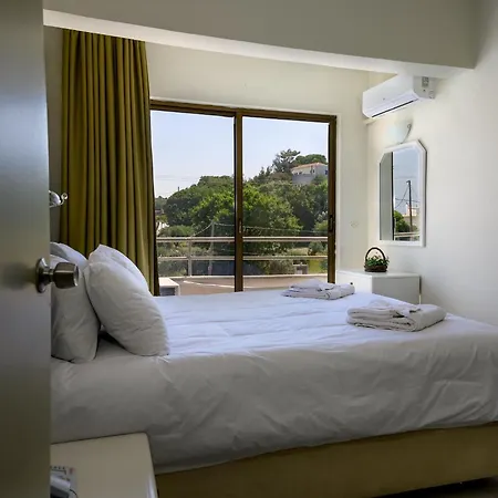 Aparthotel Ivory *