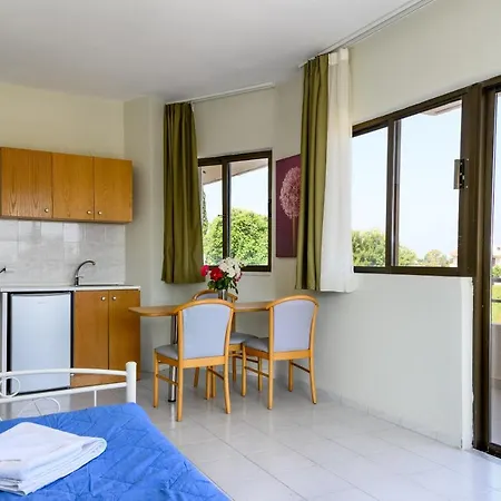 Hotel de apartamente Ivory Theológos