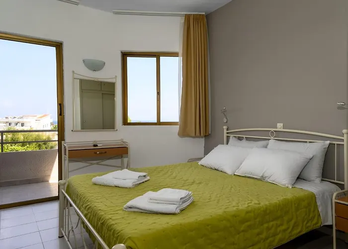 Ivory Aparthotel Theológos